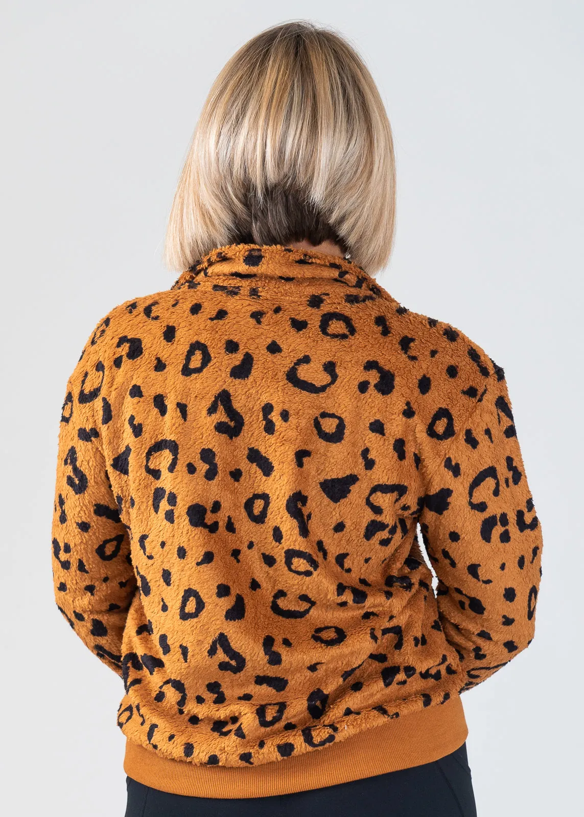 Sherpa | Gold Leopard