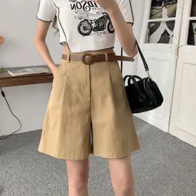 Wide-Leg Shorts With Belt